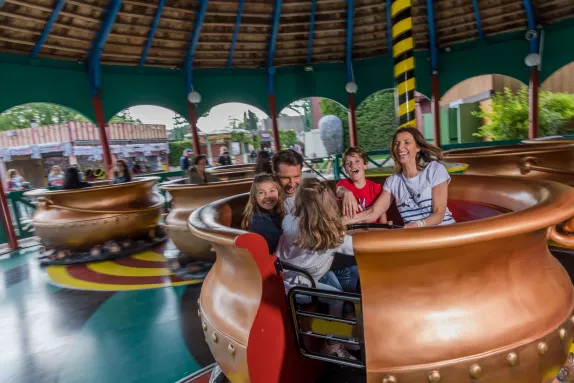 chaudrons parc asterix